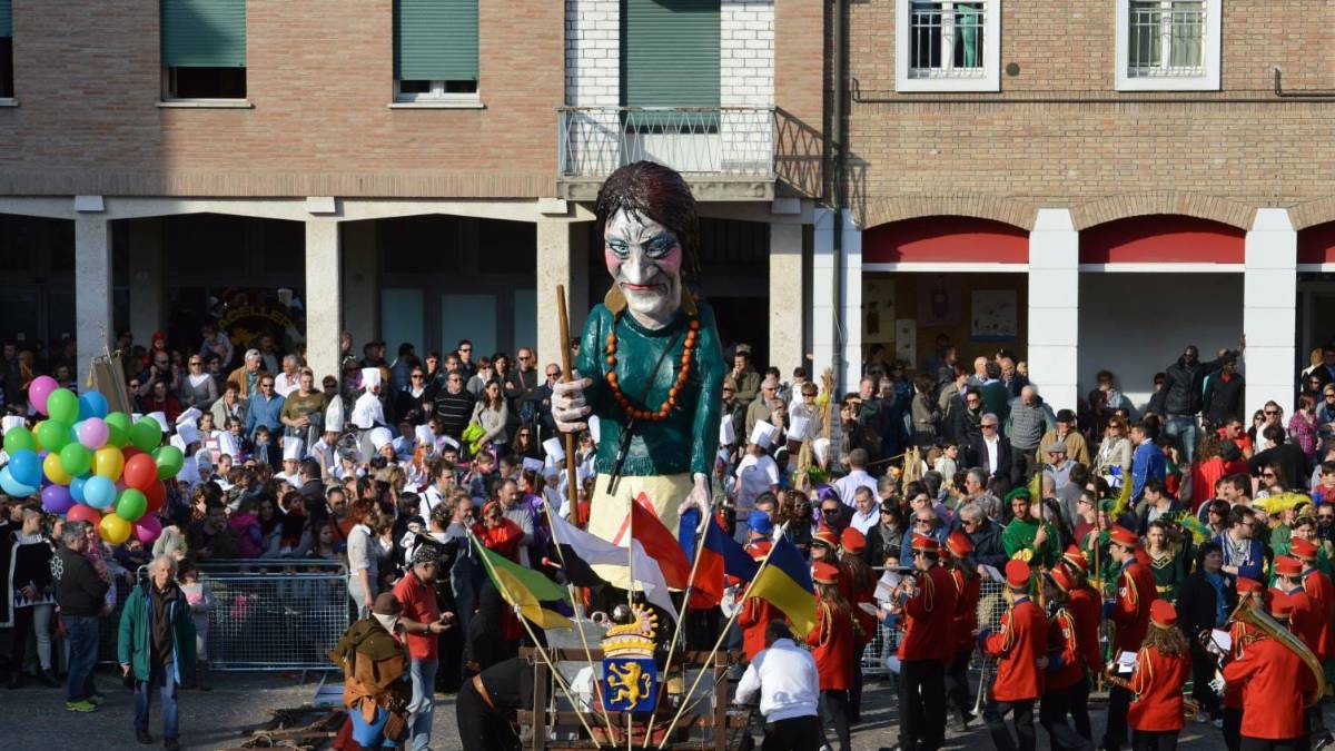 In Bassa Romagna tante feste e cortei in costume per celebrare il Carnevale