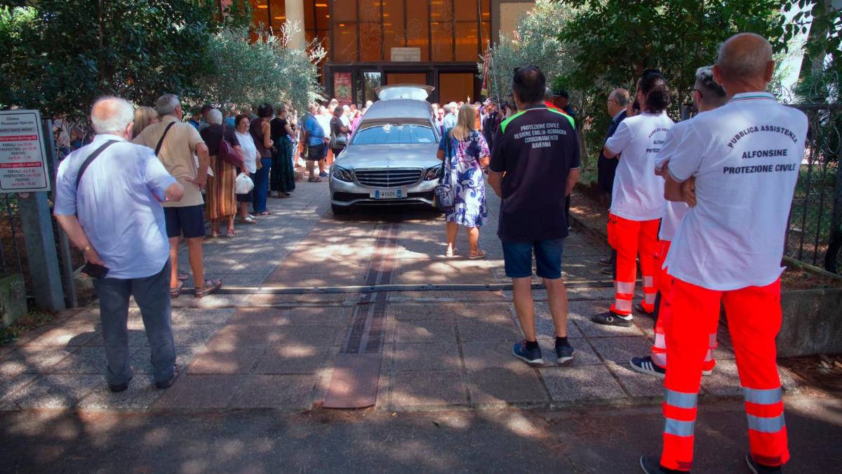 Ravenna, una folla per l’addio a Temporin