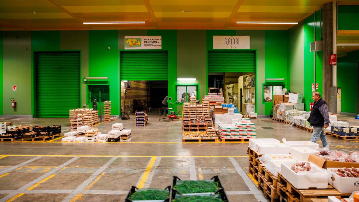Cesena, inaugurato il nuovo mercato ortofrutticolo