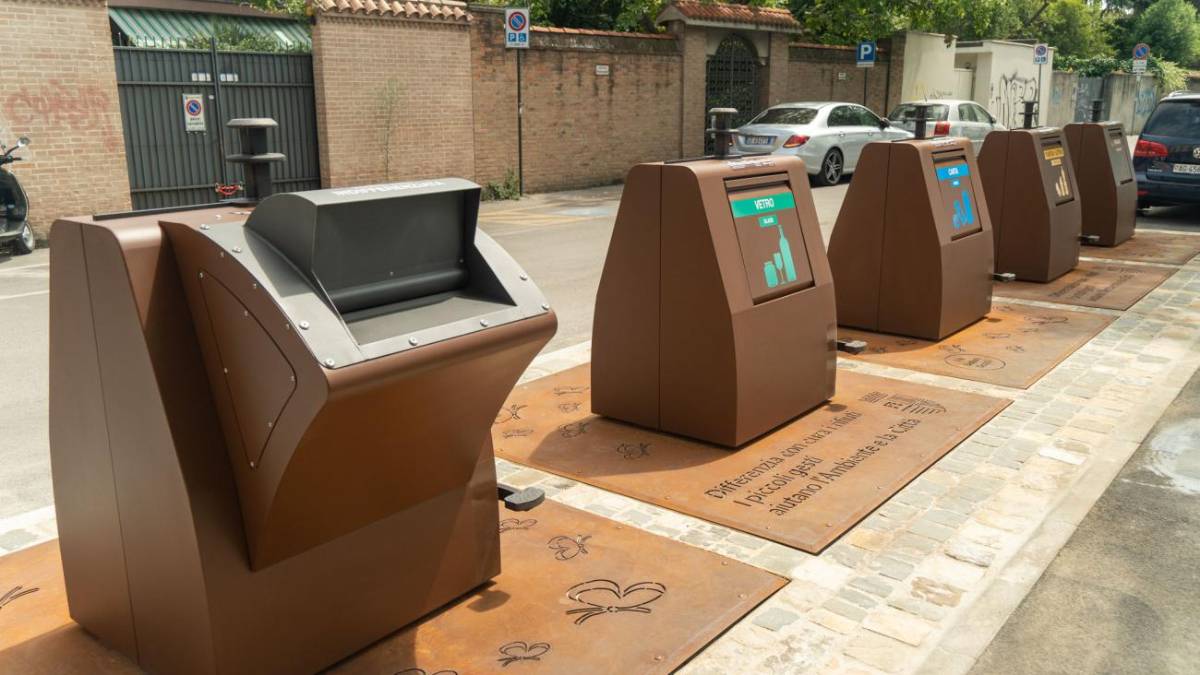 Rimini, 4 nuove isole ecologiche interrate in centro