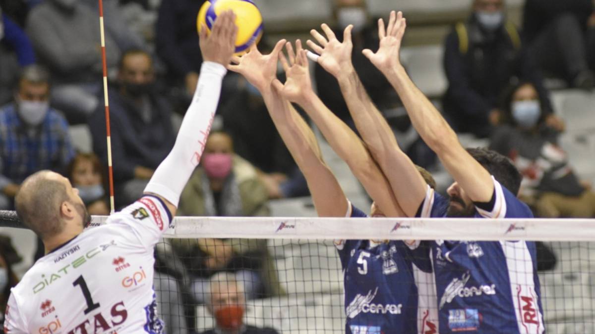 Volley Superlega, un'altra netta sconfitta per la Consar Rcm