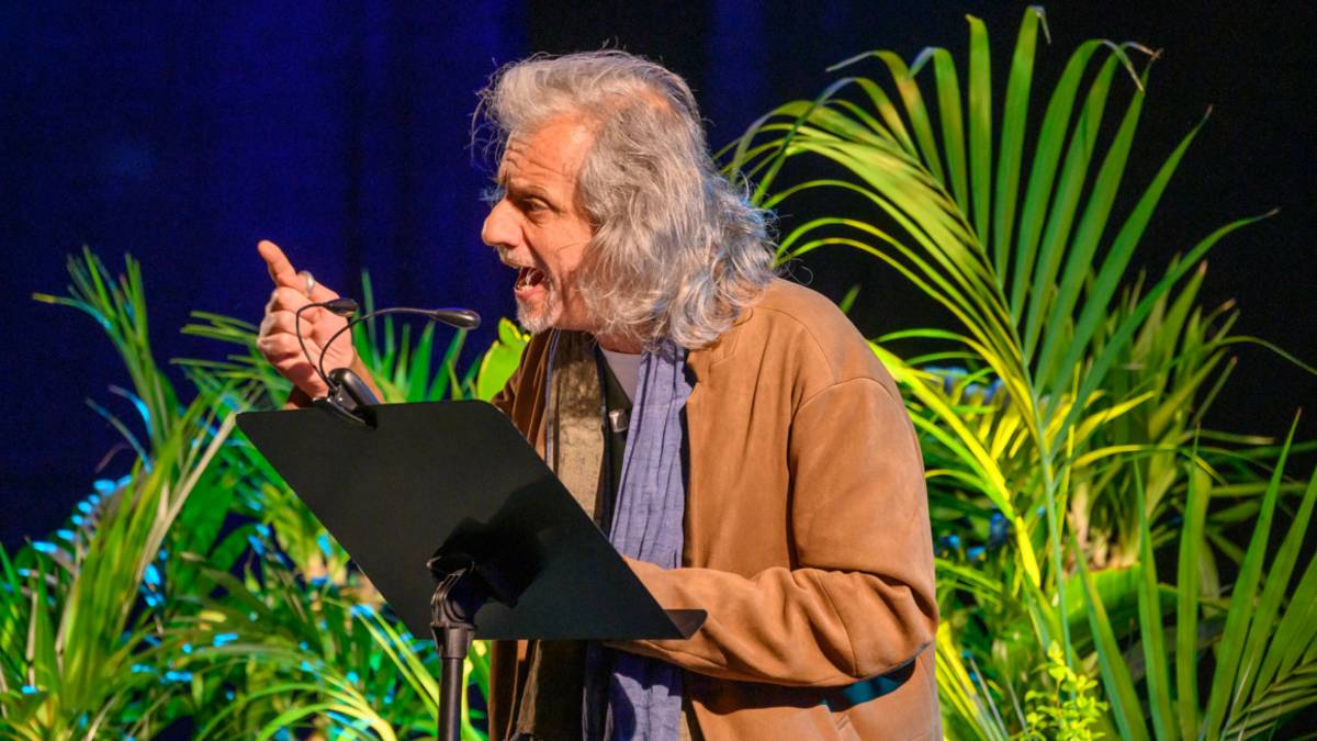 Forlì, giovedì Alessandro Bergonzoni a ingresso libero al Teatro Fabbri