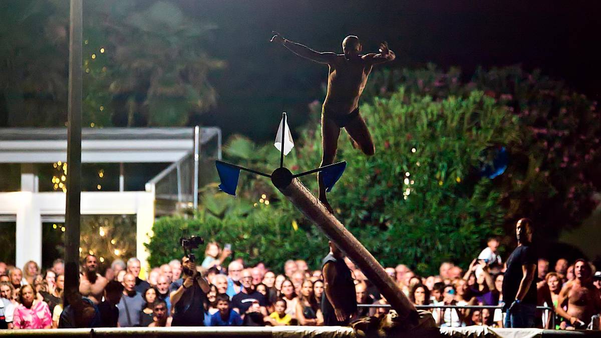 Marina di Ravenna, il ritorno della cuccagna e i fuochi GALLERY