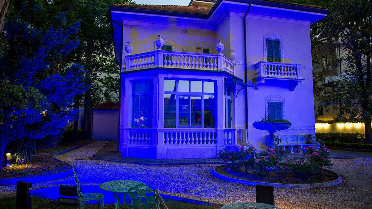 Riccione, in estate si accendono i giardini e le ville storiche