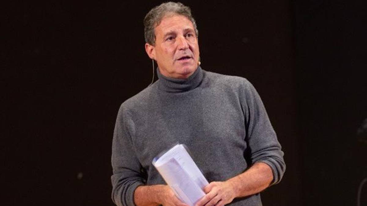 La pandemia raccontata dal giornalista Gigi Riva in un libro