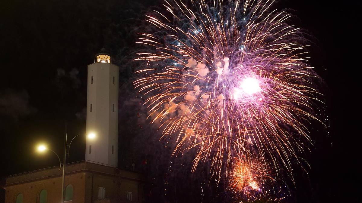 Marina di Ravenna, il ritorno della cuccagna e i fuochi GALLERY