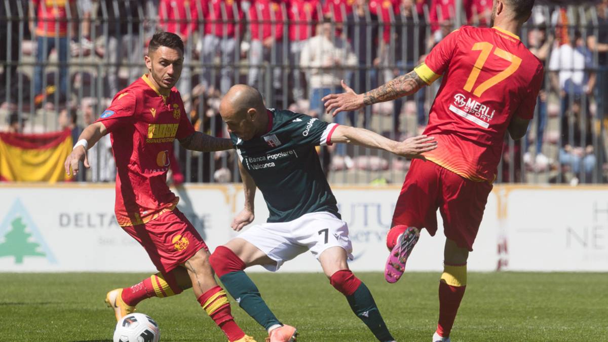 Calcio C, secondo rinnovo in casa Rimini: stavolta è Tonelli a firmare fino al 2024