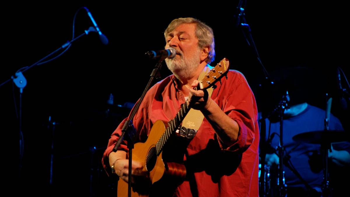 È morto Francesco Guccini