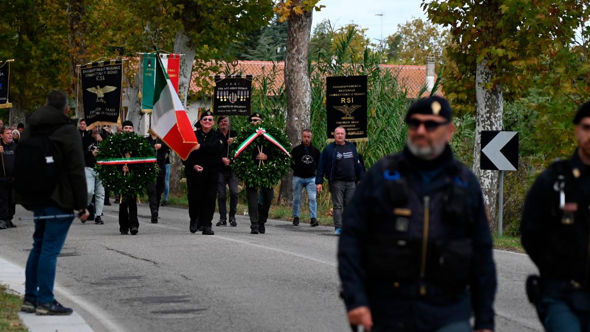 Predappio, circa 800 persone all’anniversario della Marcia su Roma FOTOGALLERY