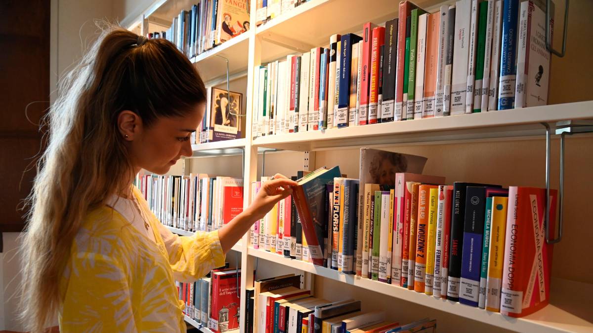 Forlì, la Biblioteca Saffi torna all’orario invernale