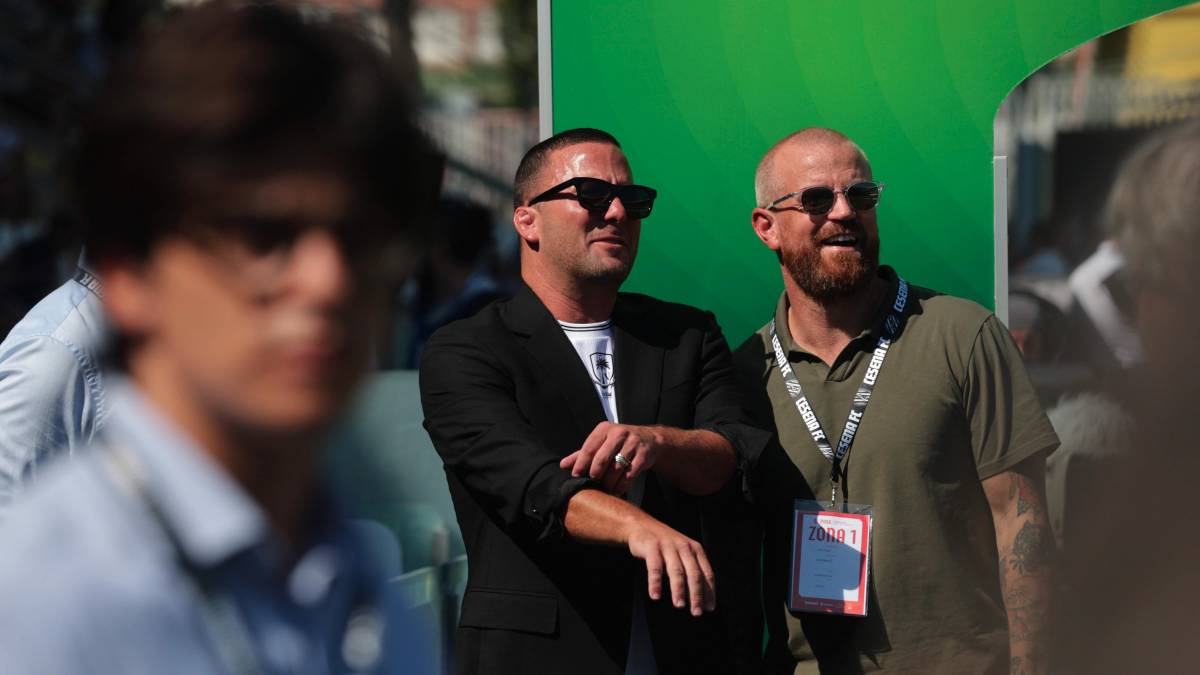 Mike Melby domenica al Manuzzi in occasione di Cesena-Mantova insieme ai suoi ospiti (foto Gianmaria Zanotti)