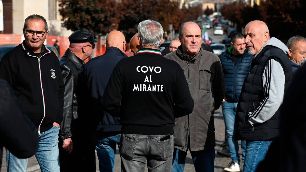 Predappio, circa 800 persone all’anniversario della Marcia su Roma FOTOGALLERY