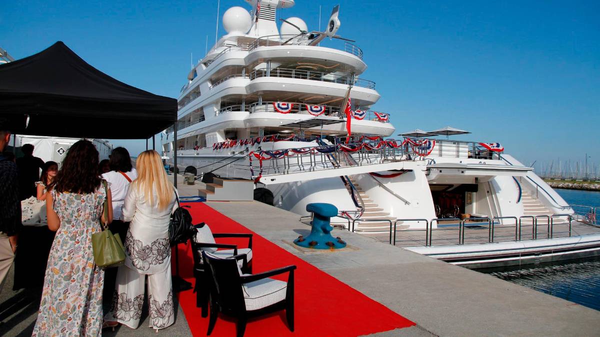 Ravenna, arriva lo yacht da quasi mezzo miliardo di dollari dell’ambasciatore degli Usa GALLERY