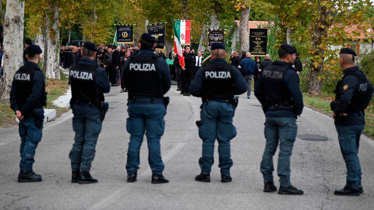 Predappio, circa 800 persone all’anniversario della Marcia su Roma FOTOGALLERY