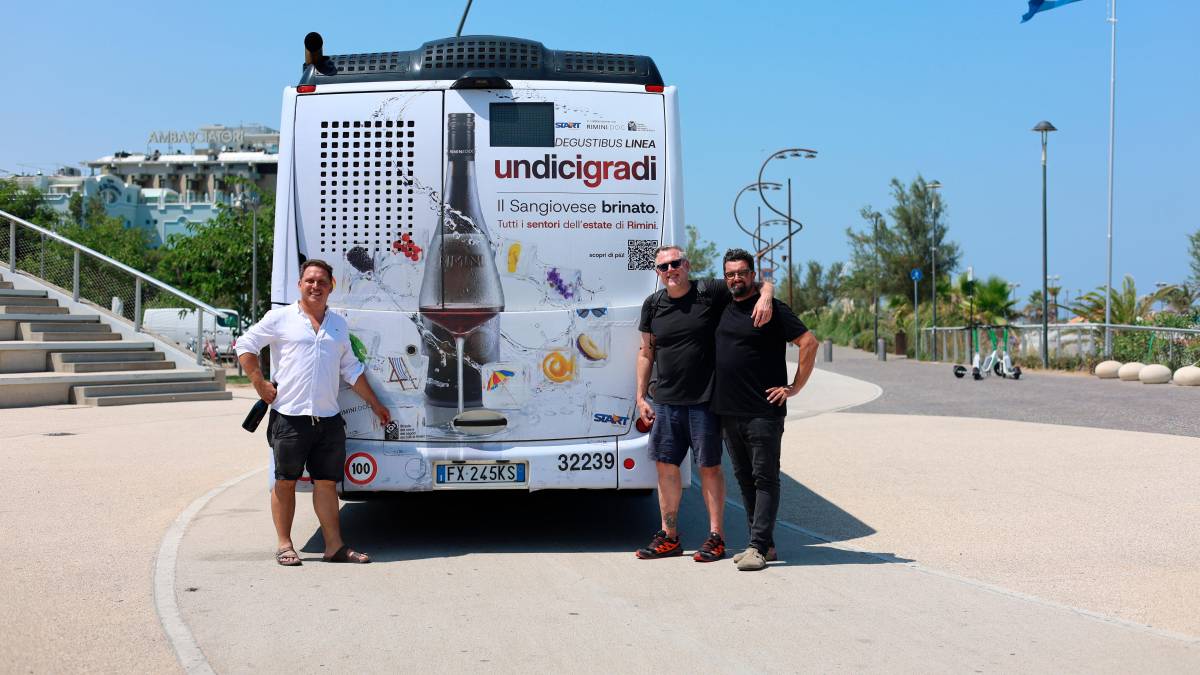 Rimini, il degustatore di vini texano scopre la Rebola sulla spiaggia