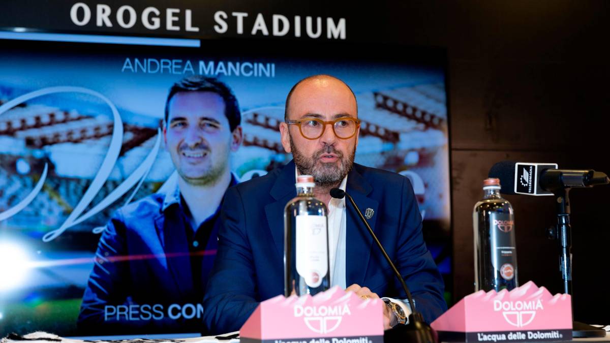 Il direttore generale Corrado Di Taranto nel giorno della presentazione del direttore sportivo Andrea Mancini foto zanotti