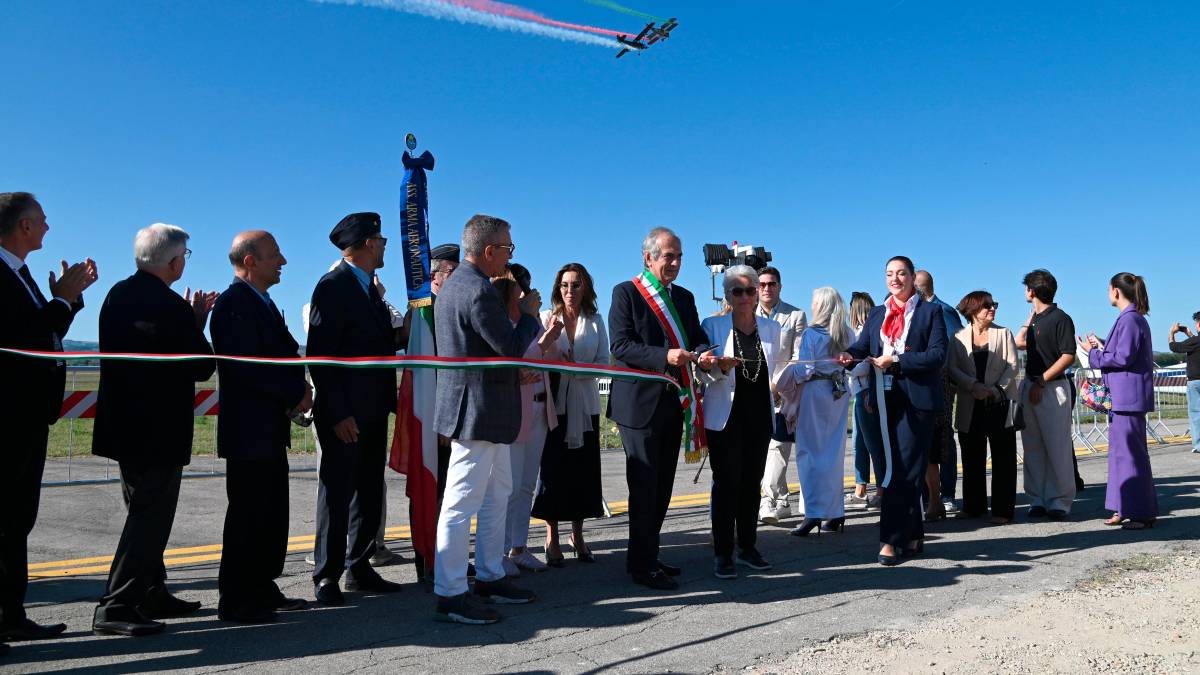 Forlì, i 90 anni dell’aeroporto “Ridolfi” VIDEO E FOTOGALLERY