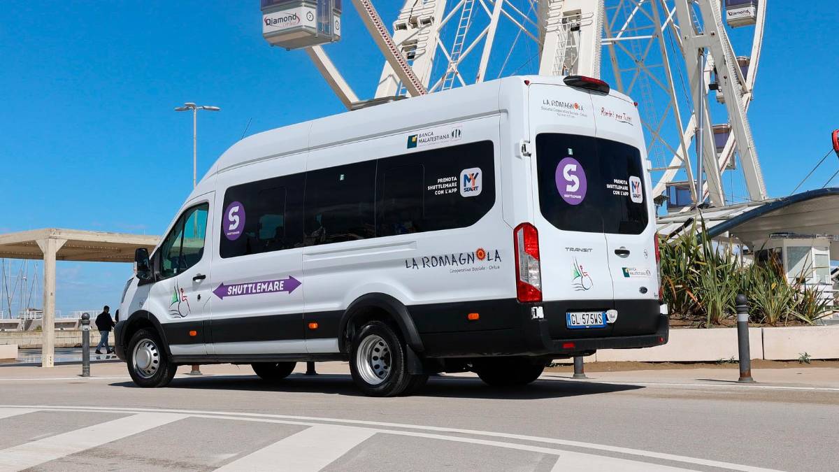 Rimini, la navetta gratuita verso il mare ha portato 13.451 passeggeri in due mesi