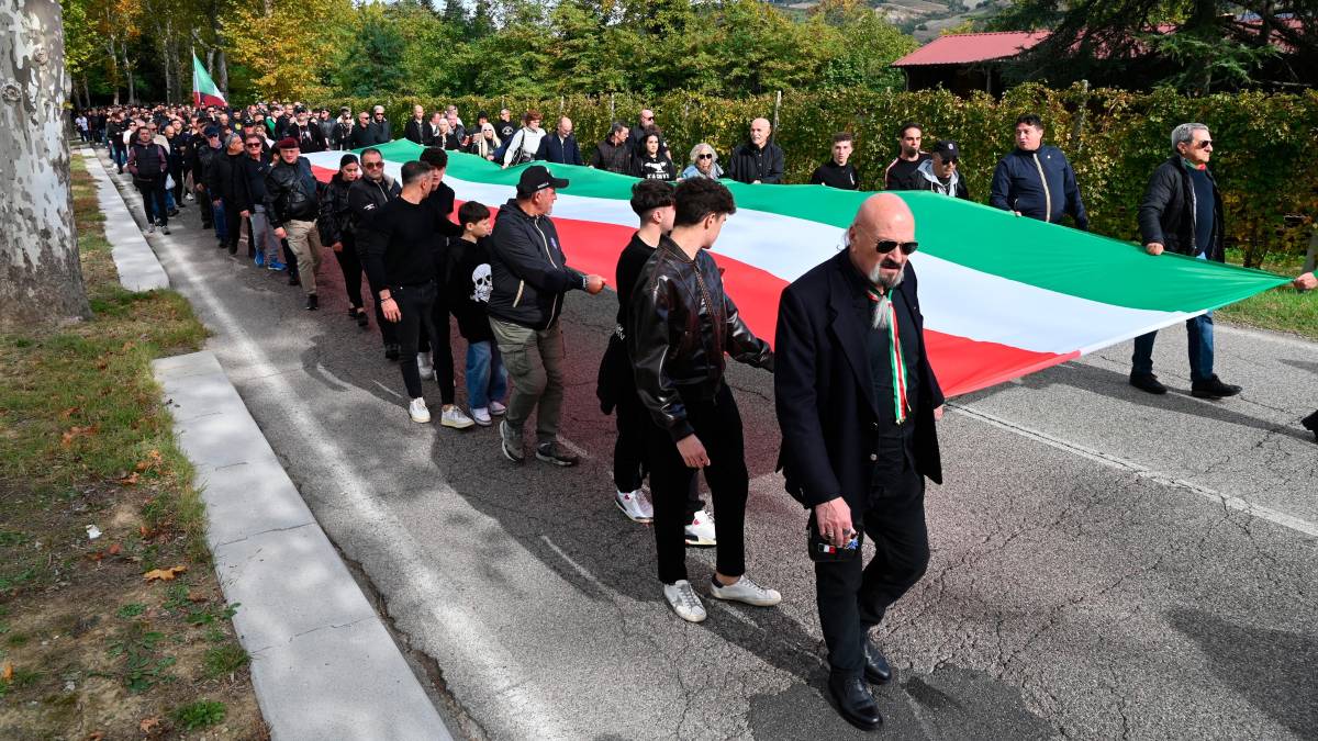 Predappio, circa 800 persone all’anniversario della Marcia su Roma FOTOGALLERY