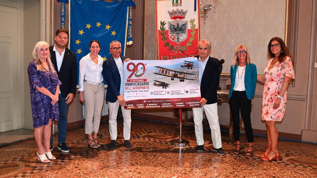 La presentazione degli eventi per i 90 anni dell’aeroporto