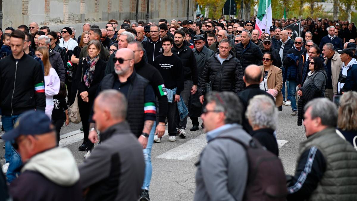 Predappio, circa 800 persone all’anniversario della Marcia su Roma FOTOGALLERY