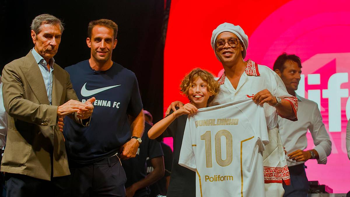 Effetto Ronaldinho a Ravenna: la B prima ancora della B - Gallery