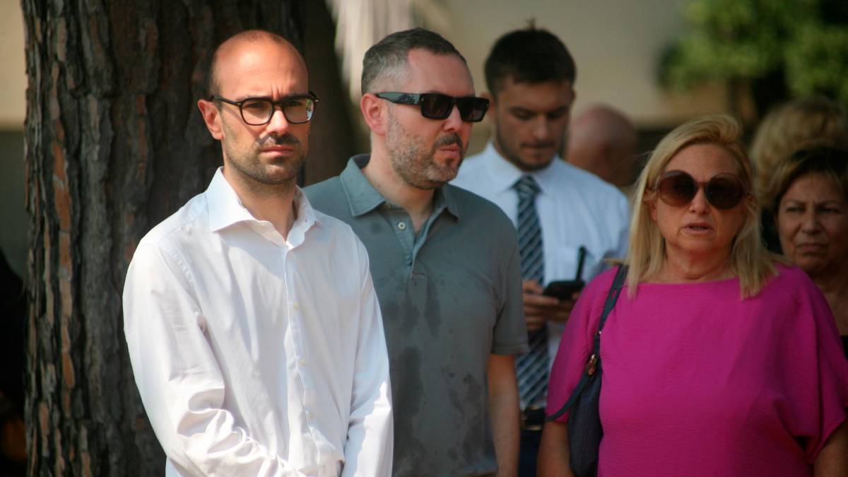 A sinistra, il sindaco Mirko Boschetti (Fiorentini)