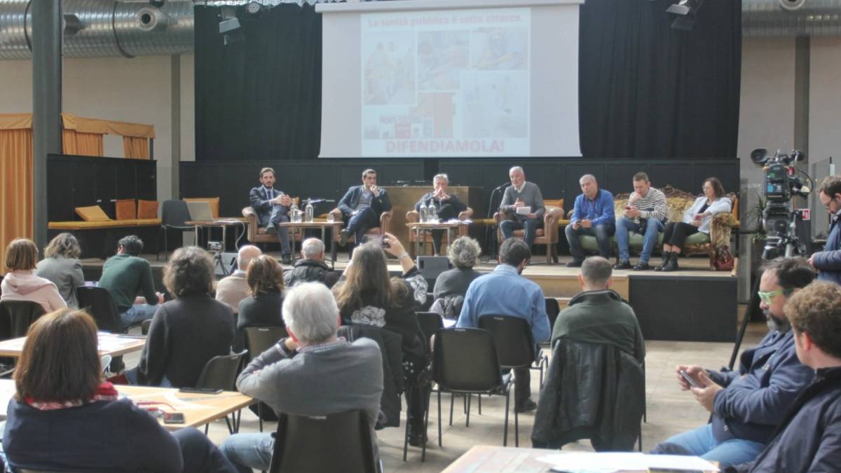 A Ravenna il grido di allarme di sindaci e dirigenti Ausl: Salviamo la sanità in Romagna