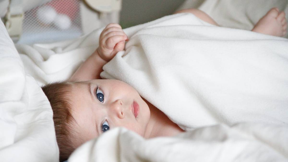 Latte vaccino nella dieta dei bambini: è davvero da evitare?