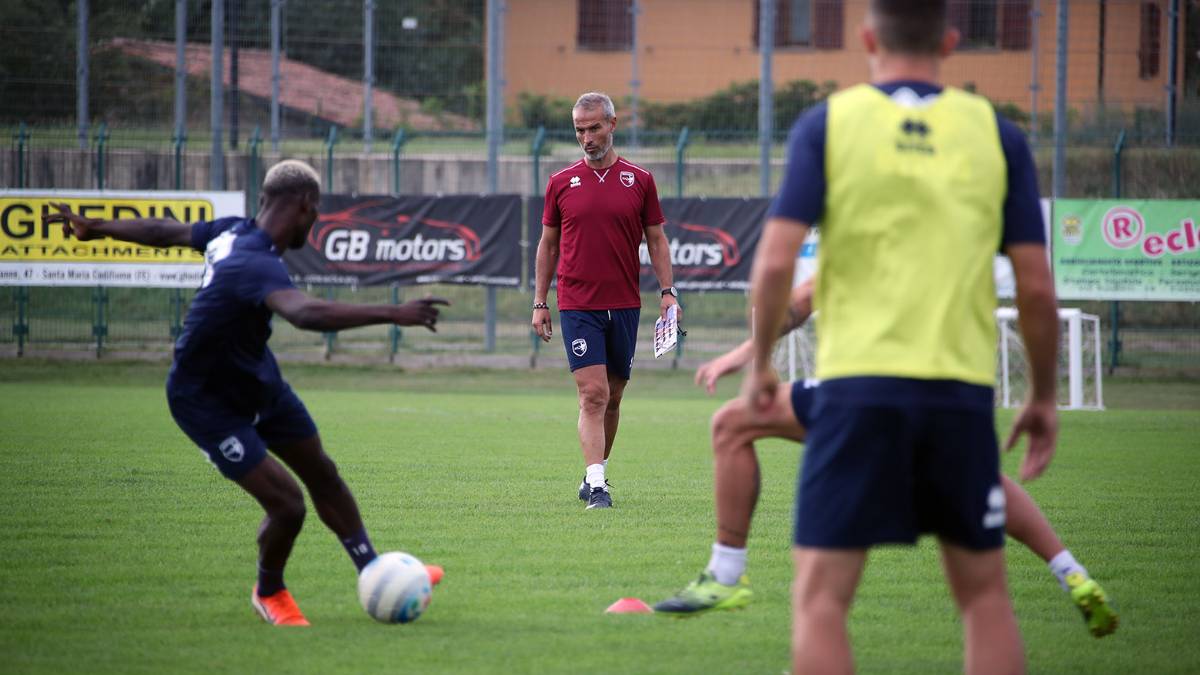 Calcio, Imolese - Triestina mercoledì 4 dicembre