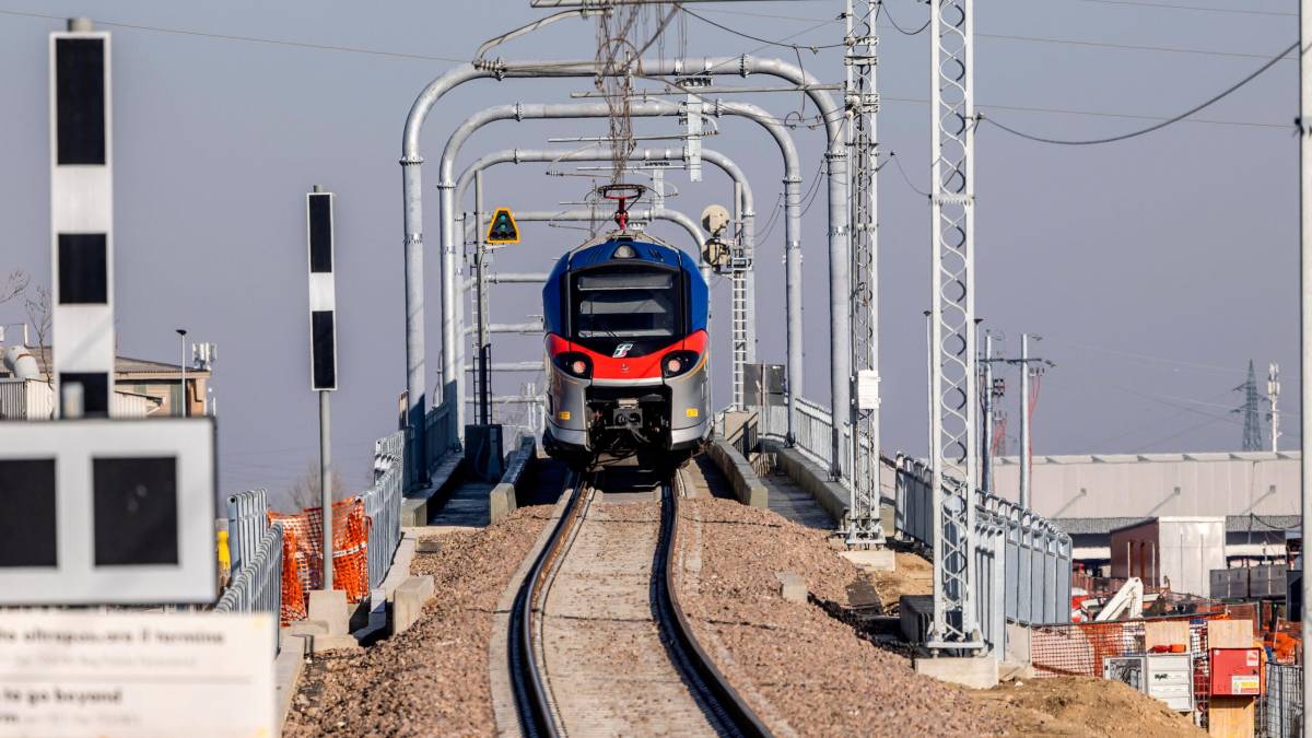 Emilia-Romagna, boom di passeggeri e svolta green per FER: investimenti per oltre 400 milioni