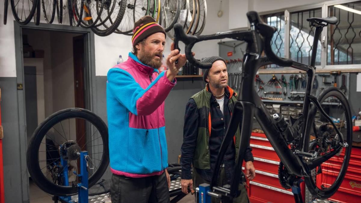 Forlì, Jovanotti da Baldoni bike per la revisione della bicicletta
