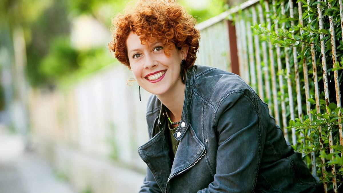 Esce oggi il nuovo libro di Lorenza Ghinelli, Tracce dal silenzio