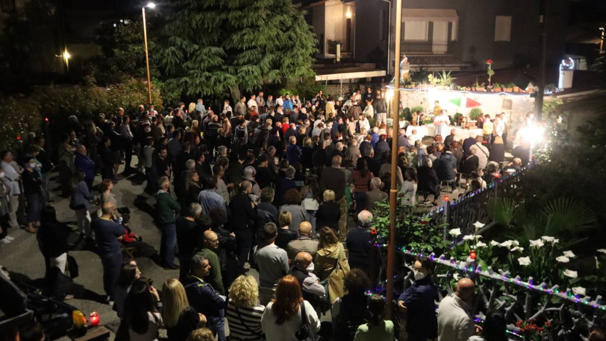 Cesena, il parroco di Villachiaviche: La mia festa di compleanno? Una messa in strada