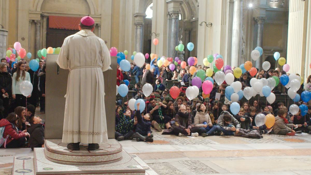 Ravenna, Fiorita dei bambini green con palloncini biodegradabili