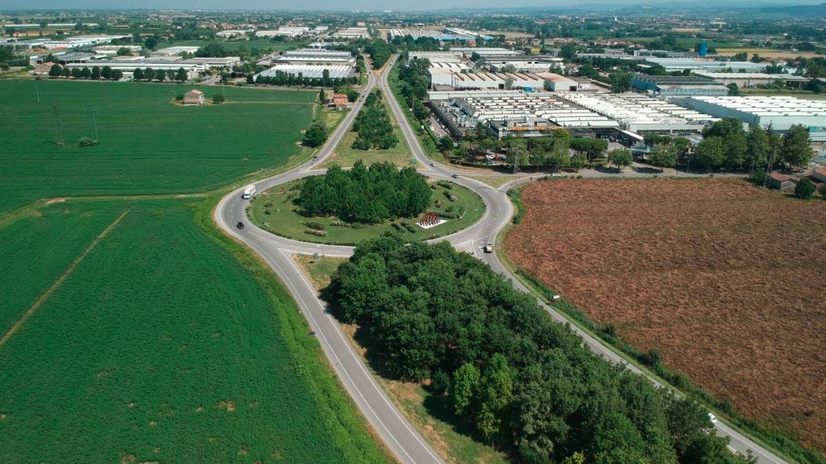 L’area di Villa Selva vista dall’alto, dove dovrebbe sorgere il polo logistico (foto Fabio Blaco)