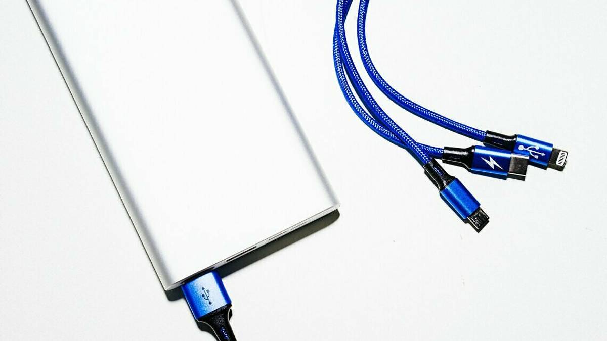 I GADGET TECNOLOGICI PERSONALIZZATI DI CUI NON PUOI FARE A MENO