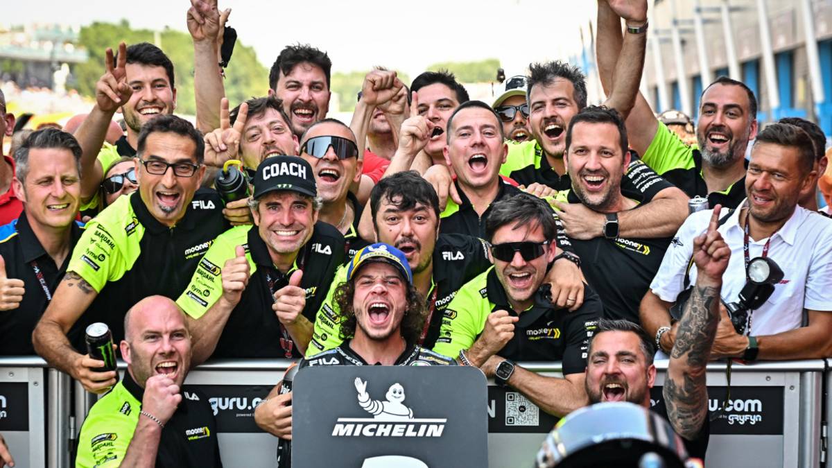MotoGp, le vacanze di Bezzecchi: Vado in una metropoli fantastica che si chiama Viserba Monte