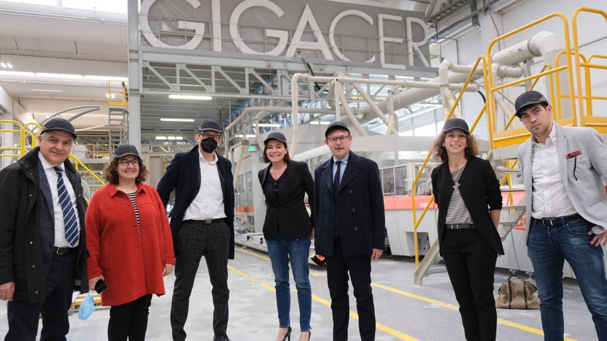Ceramica, la presidente del Forum europeo incontra la Ceramic land romagnola