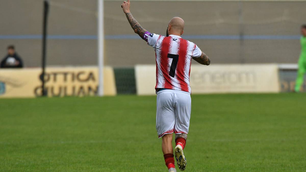 Calcio D, Forlì: gli occhi della Sambenedettese sul bomber Pera