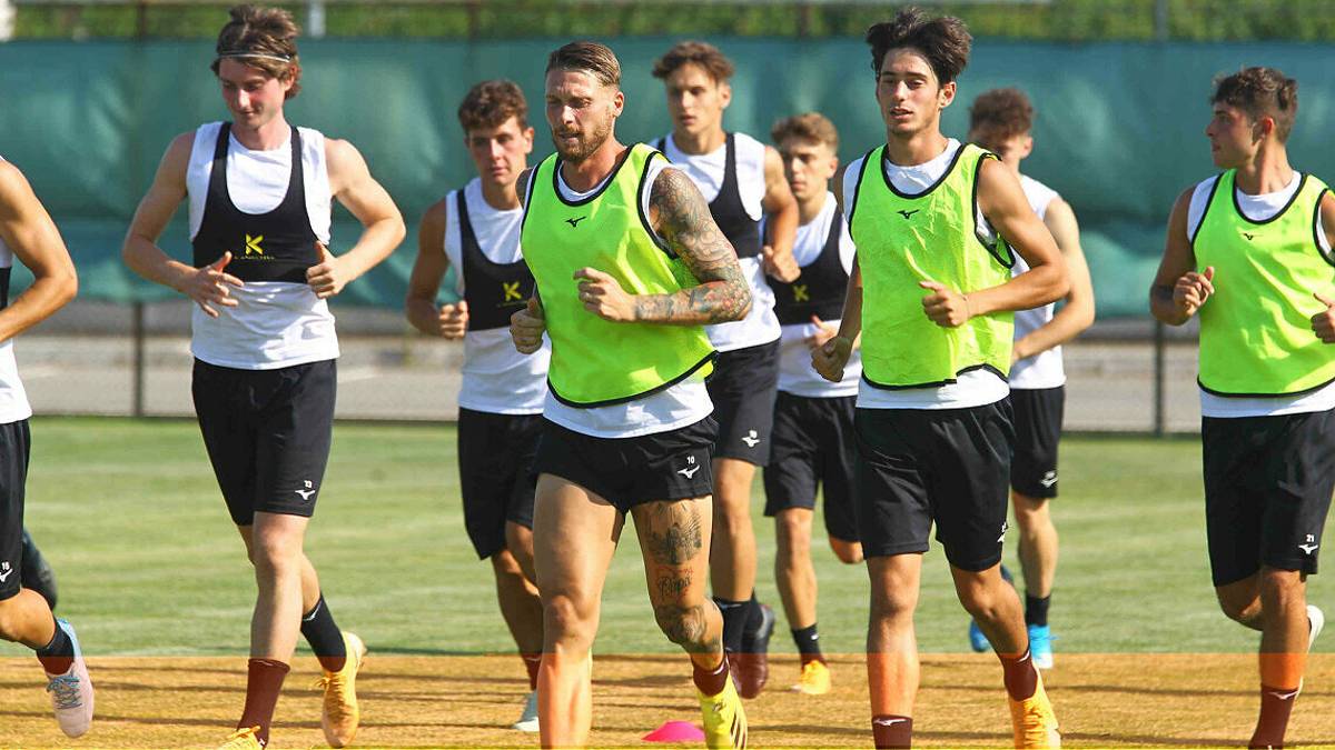 Calcio, oggi Juventus-Cesena: antipasto d'estate della stagione