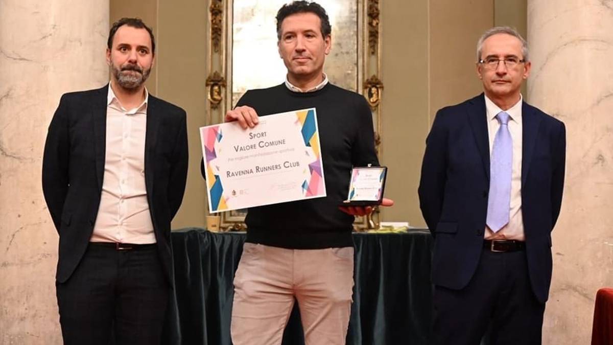 Maratona di Ravenna premiata dal Comune come migliore evento sportivo dell'anno VIDEO