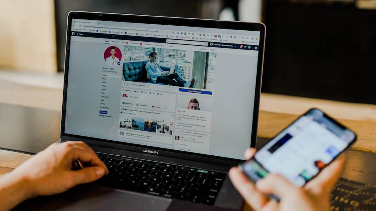 Faenza, minaccia un politico sui social: 32enne denunciato