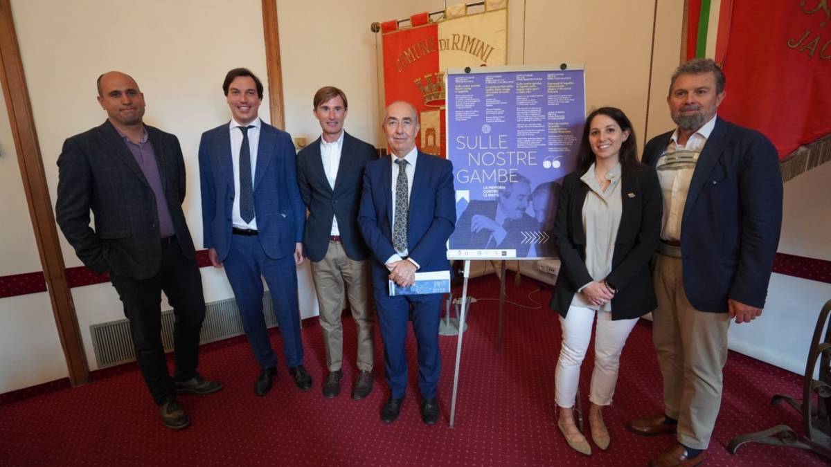 Sulle nostre gambe. Rimini contro le mafie ricorda Falcone con eventi, mostre e targhe