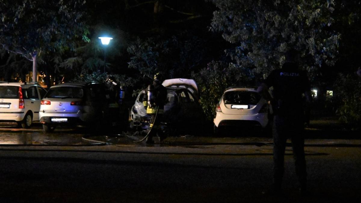 Imola, auto esplode nel cuore della notte in Pedagna