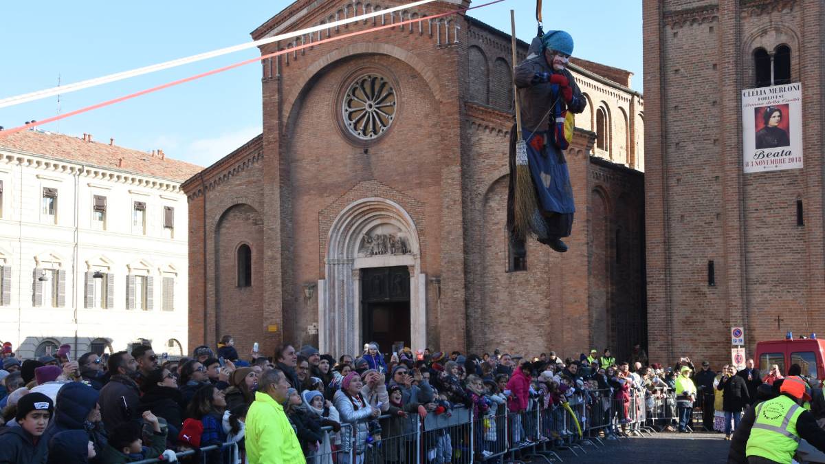 Forlì, tutto pronto per la Befana