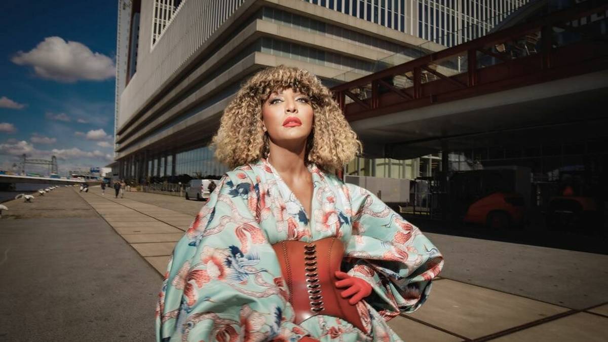 Adrenalina di Senhit entra nella Viral 50 Globale di Spotify