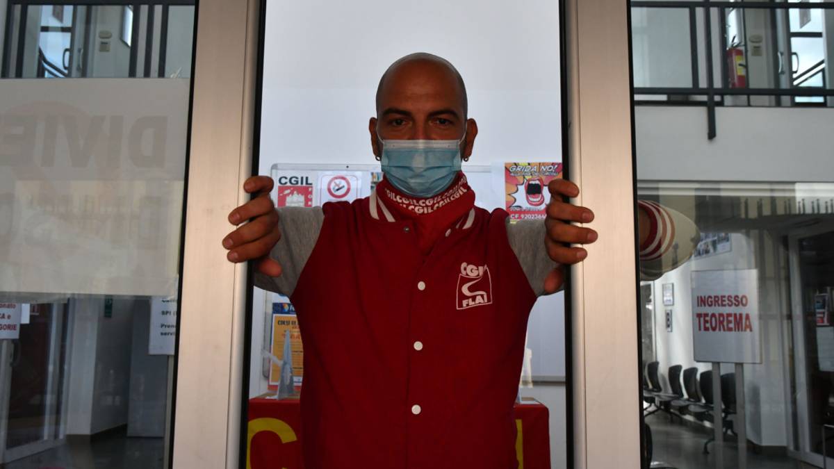 Forlì, tante persone al fianco della Cgil dopo gli attacchi