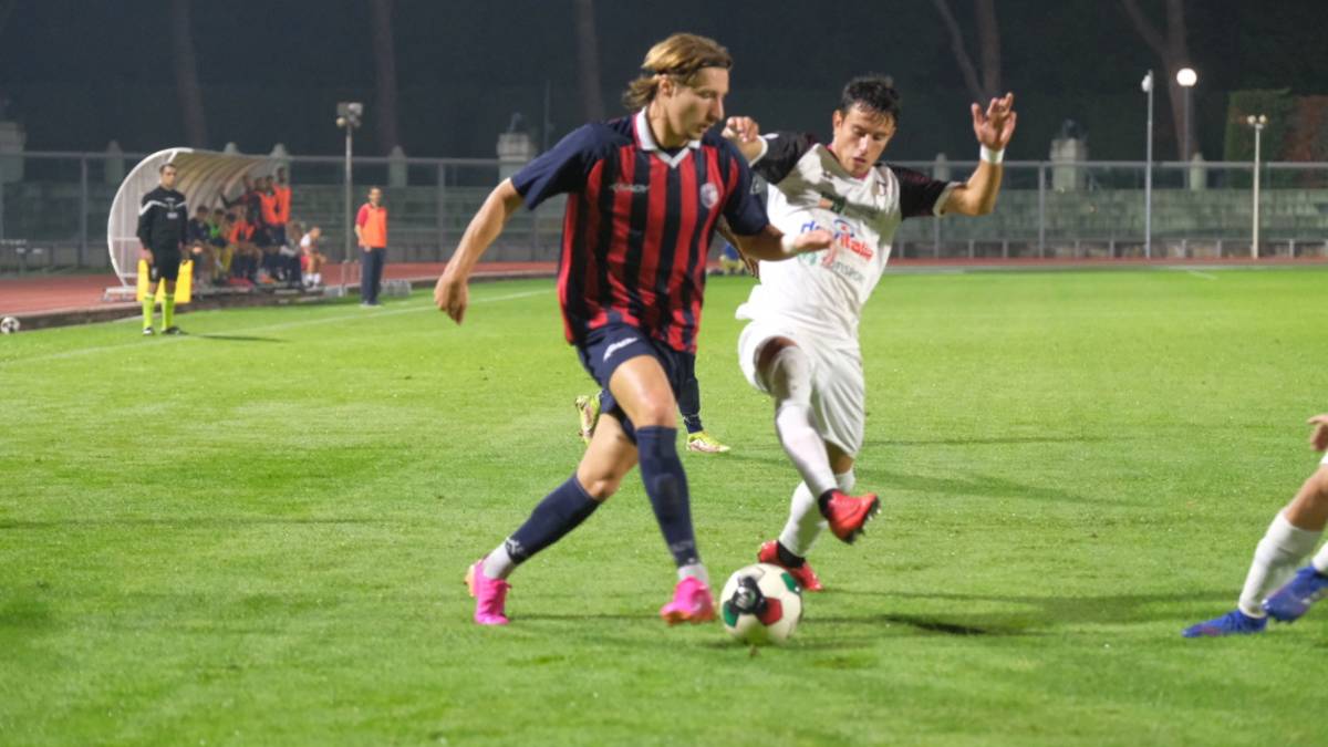 Calcio C, l'Imolese torna con un punto da Pesaro (0-0)