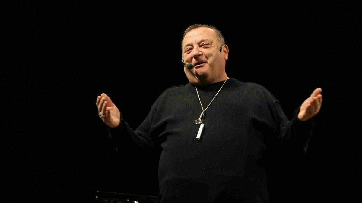 Cesena, un libro e dieci pièce per Franco Mescolini
